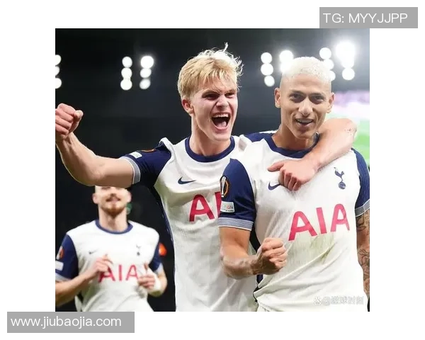 戈麦斯领衔最帅足球球星阵容 展现球场风采与迷人魅力